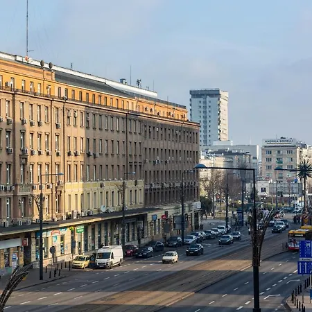 Family City Center By Renters Prestige Varşova