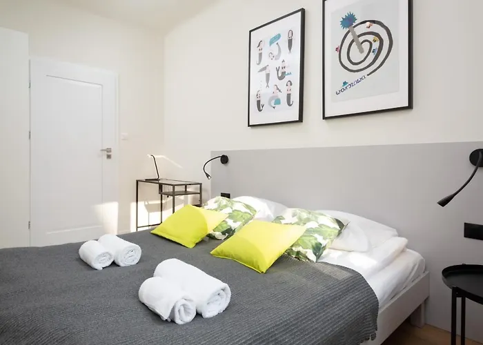 Family City Center By Renters Prestige Apartment