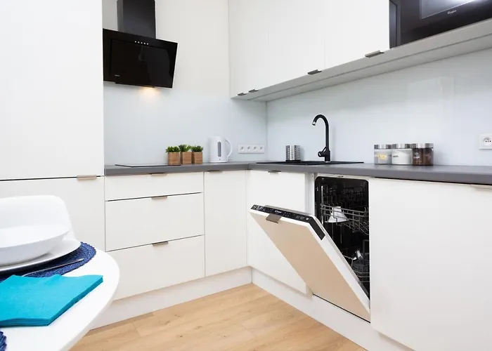 Family City Center By Renters Prestige Apartment