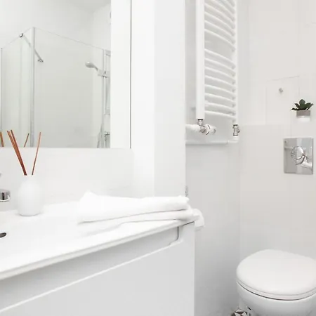 Family City Center By Renters Prestige דירה *